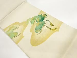 塩瀬金彩雲に笠松模様開き名古屋帯（額縁仕立て）